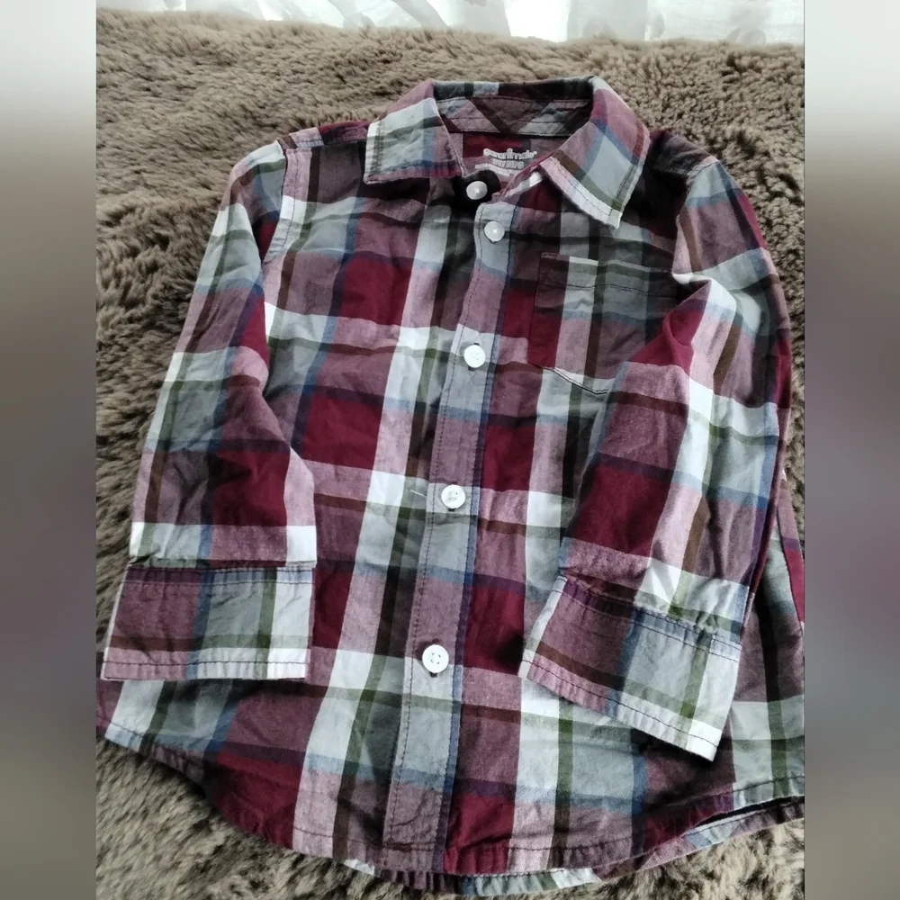 Boys Plaid‎ Button-Up Shirts. - Picture 3 of 4